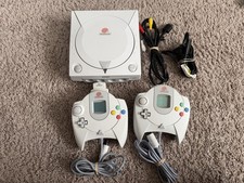 Sega Dreamcast Console HKT-3020 With 2 Contro...