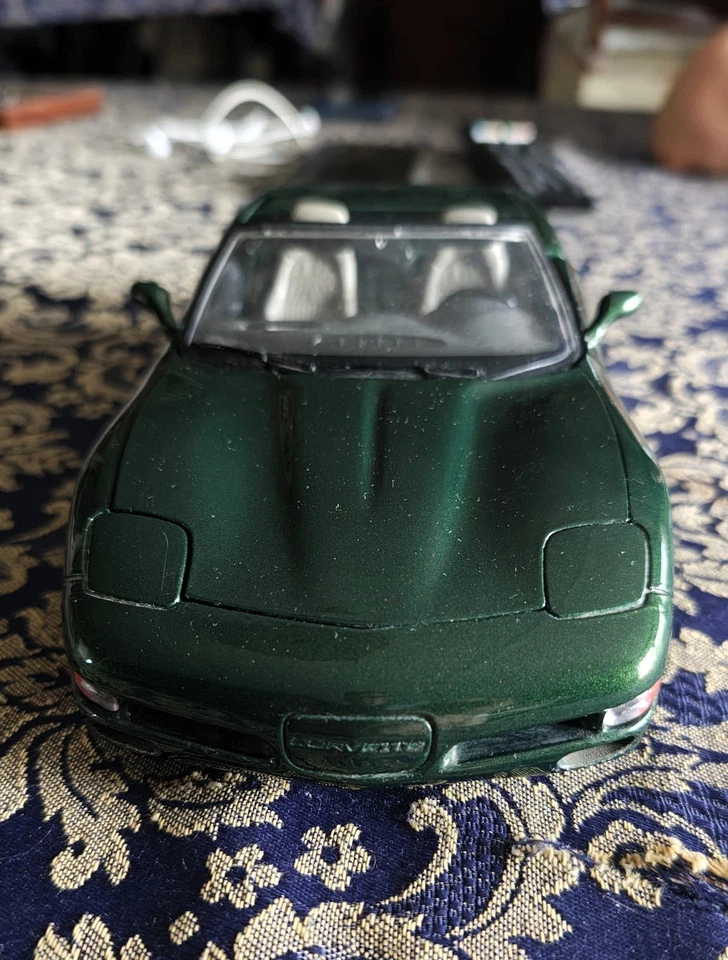 Bburago Chevrolet Corvette C5 Convertible 1:18 – ottime condizioni, completa - Immagine 4 di 4