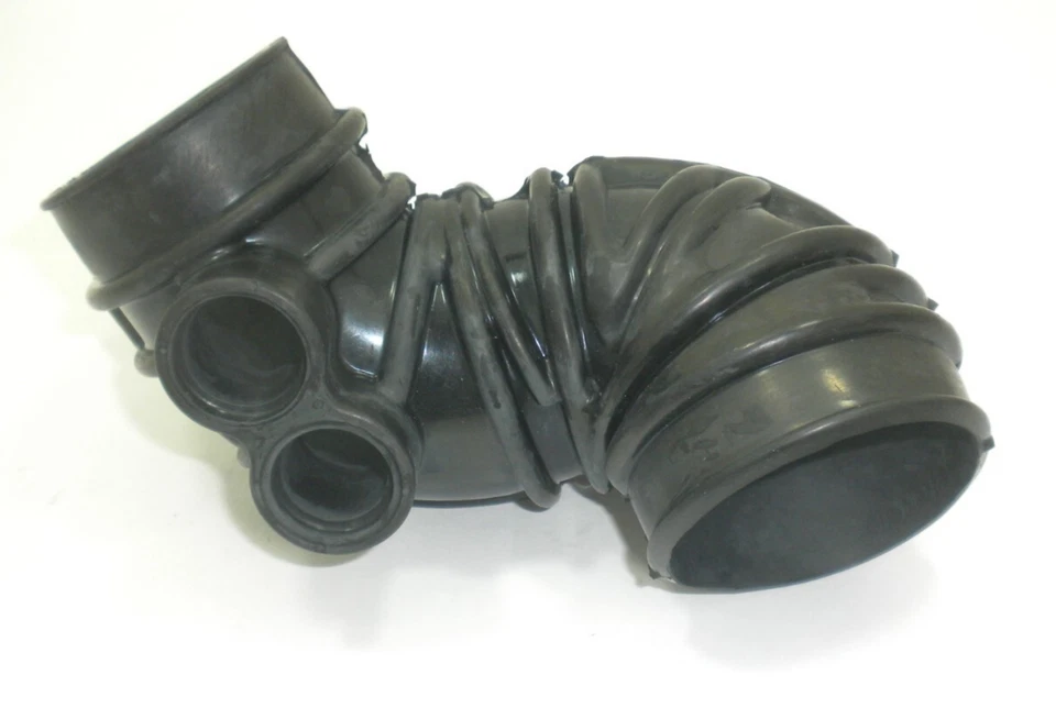 Air intake boot fits Volkswagen Vanagon 1980-1983 - Image 3 of 4