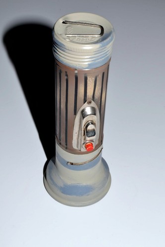 The Long Dark, Video game props, replica in-game item, flashlight, tins, crate.. - Picture 10 of 20