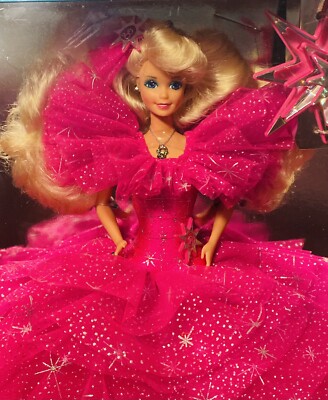 Happy Holidays Barbie 1990 Special Edition - Rare Collectors Doll