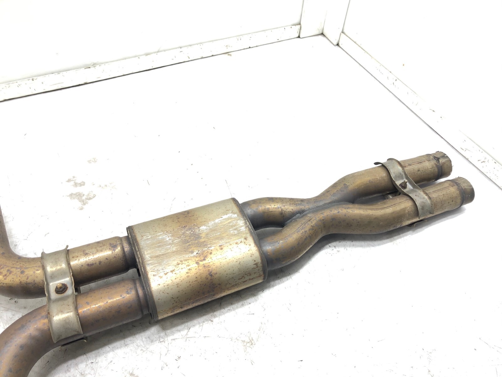 2014-2017 MASERATI GHIBLI 3.0L V6 EXHAUST RESONATOR PIPE OEM.