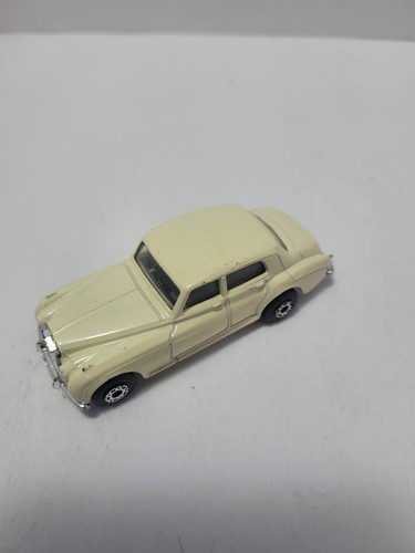 Vintage 1985 Matchbox Beige Rolls Royce Silver Cloud - Picture 3 of 6