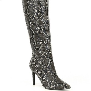 steve madden snakeskin boots