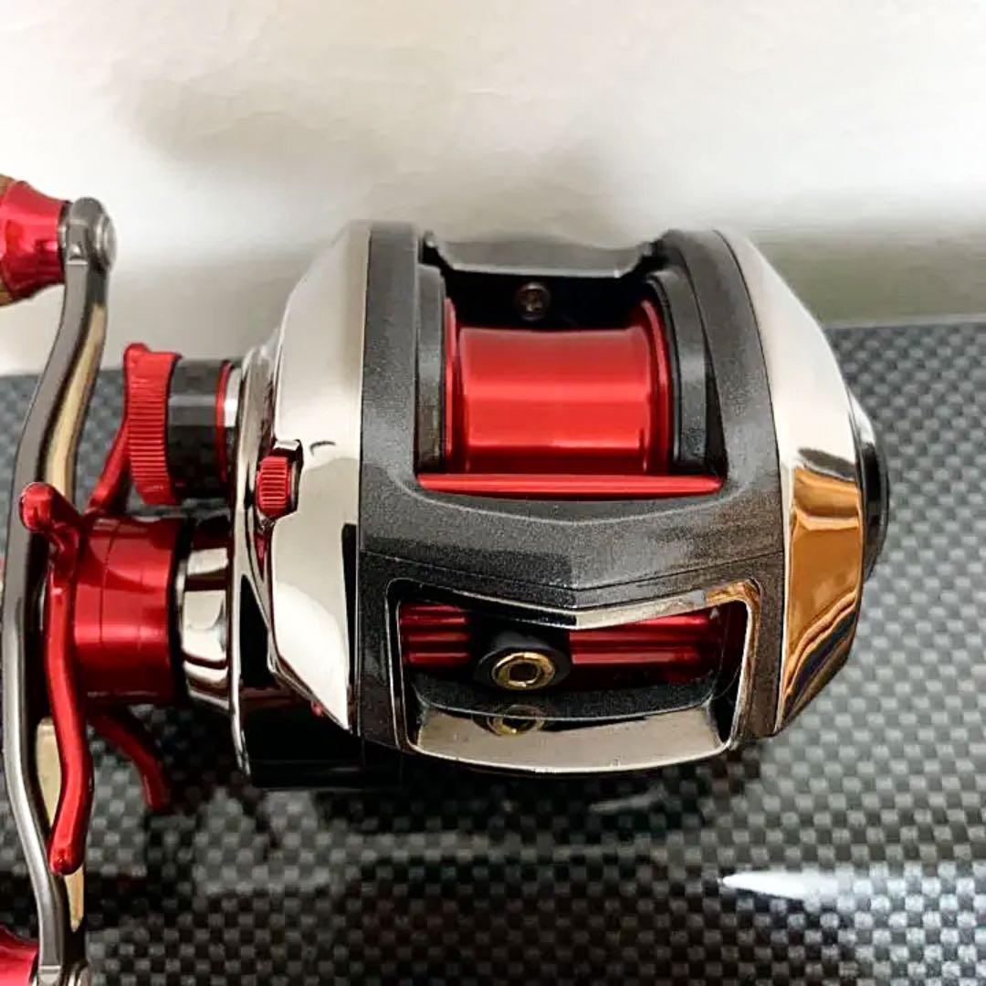Revo Elite Ib Custom Fishing Reel - Great Condition, Color