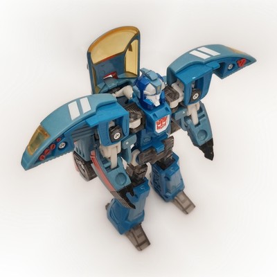 Transformers Cybertron Deluxe Class Blurr - Complete