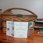 Longaberger Traditions Family Basket 1995 With Liner(Pre-Owned) — photo 3