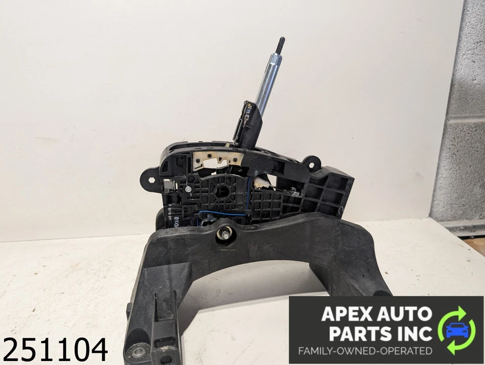 OEM 2017 Chevrolet Malibu 1.5L Floor Shifter Foto 4 de 4