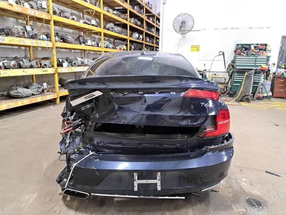 Unidad de actuador/bomba de freno antibloqueo Abs 2017 S90 Sku#4183171 Foto 3 de 4