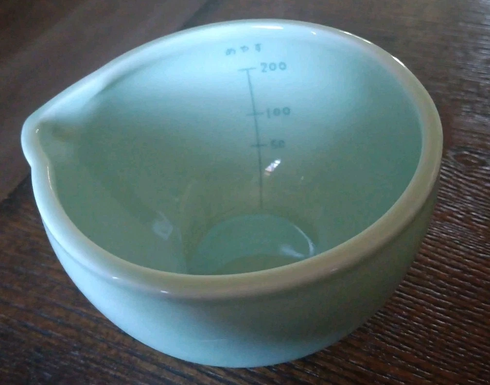 Rare Vintage Jadeite Oriental Measuring Cup, 4" Diam. 2.5" Tall