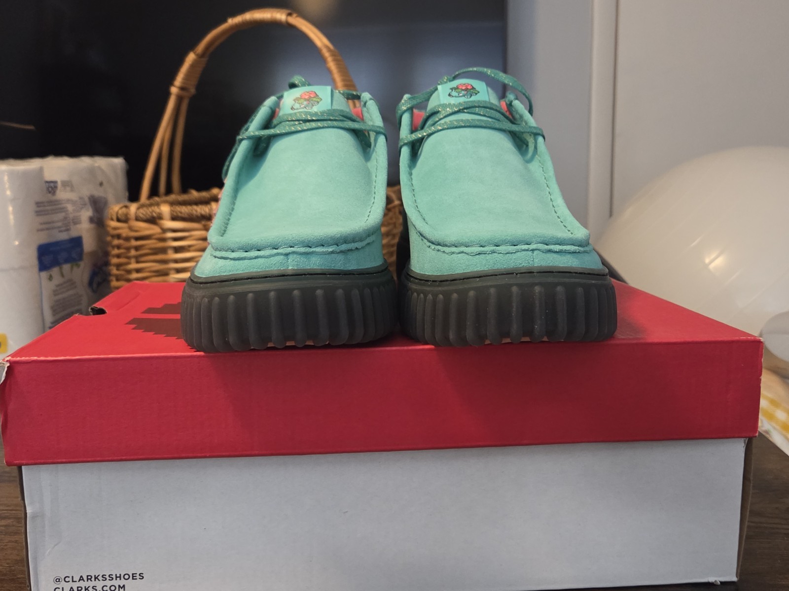 Clarks Pokemon Chukka Boots Venusaur Size 10.5