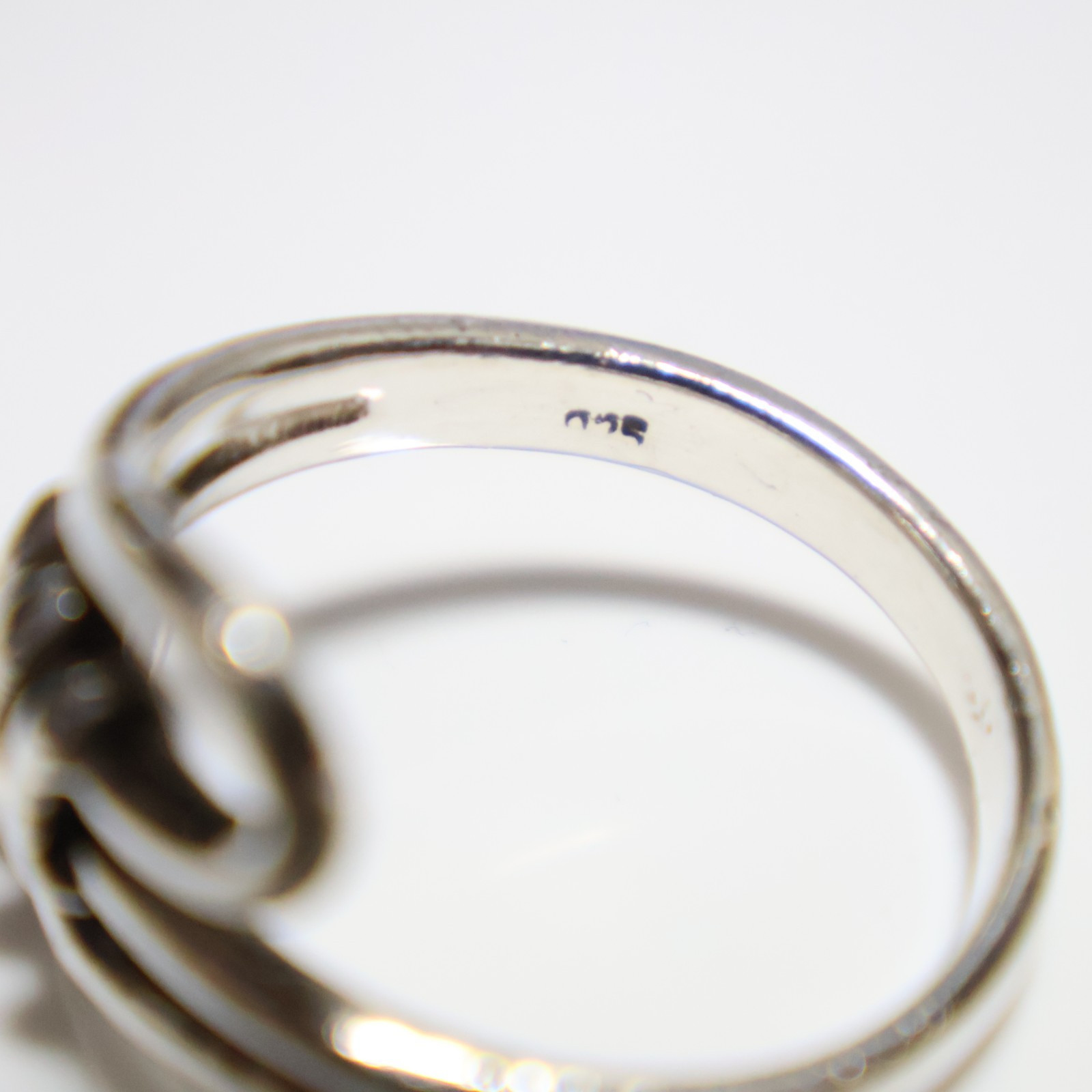 PRETTY Solid Sterling Silver 925 Abstract Knot De… - image 4