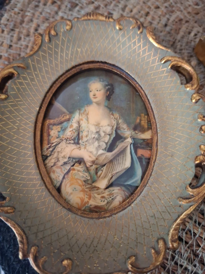 Ancien TABLEAU Emaux Procédé HELCA Martelé : Princesse de Cour à identifier - Photo 2/3
