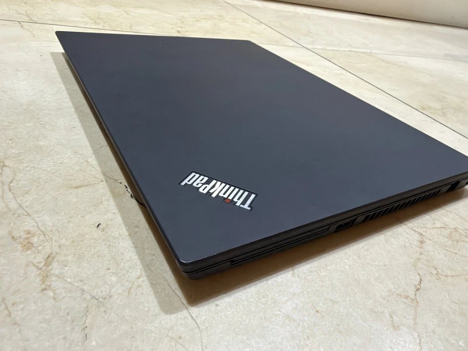 Lenovo ThinkPad T14 G1 · i5-10310U · 12GB · 256GB, photo 2 of 5