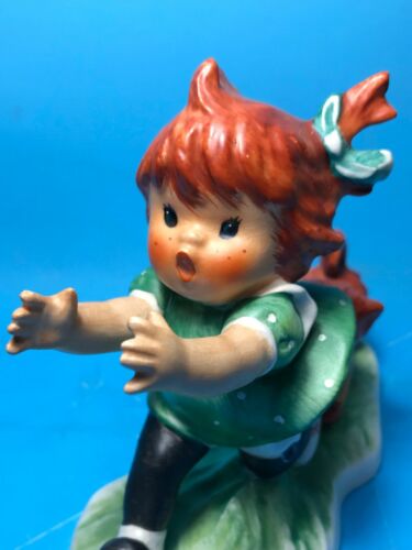 Vintage Goebel Charlot BYJ "E-E-E-ck" Redhead Puppy Tugging at Girl's Clothes - Picture 3 of 5