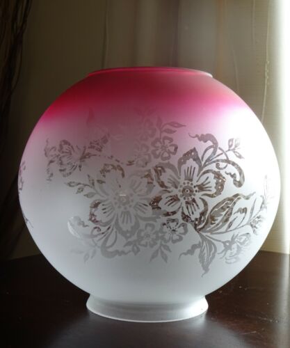 Victorian Style Ruby Cranberry Glass Globe Oil Lamp Shade with Floral Motif   - Foto 1 di 4