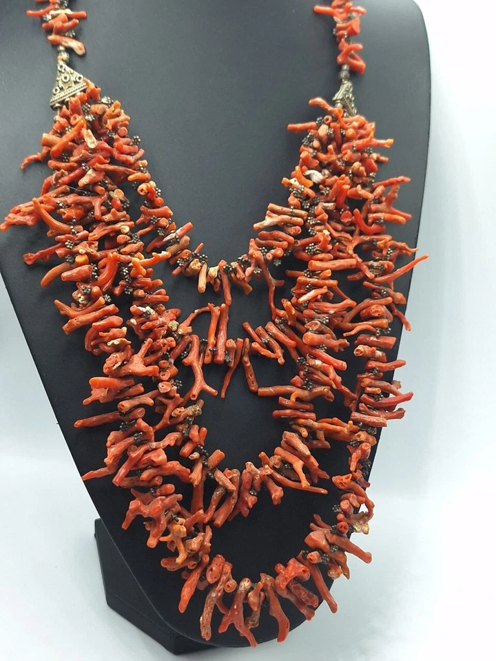 Antica collana  (211 Gr) vero corallo Rosso Mediterraneo naturale e argento 800  - Immagine 3 di 4