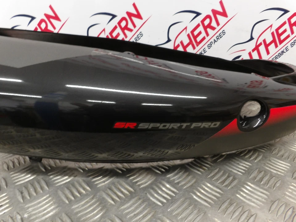 APRILIA SR 50 SPORT PRO 2004 REAR FAIRING PANEL AP8268238 - Image 3 of 4