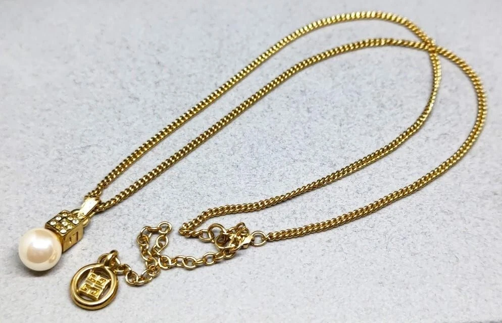 GIVENCHY Collana Ciondolo Finta Perla Strass Tono Oro L 53cm