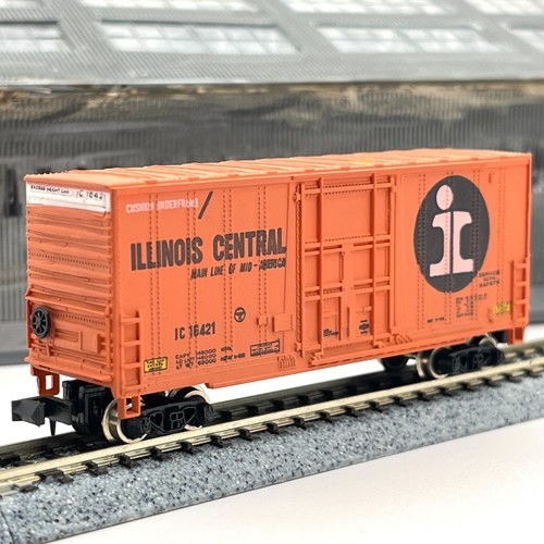 Bachmann Escala N 5121 Illinois Central 41 ft Hi-Cube Boxcar IC 16421 | Zustand: Used