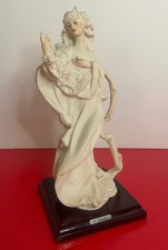 Giuseppe Armani Dama con Uva