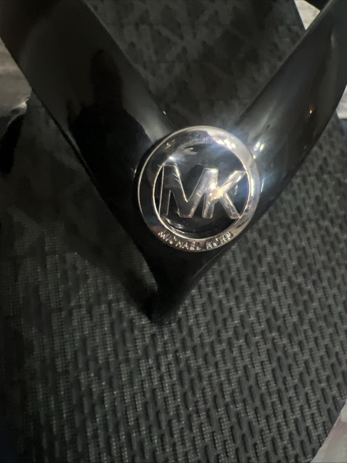 Michael Kors Bedford Glam Black Platform MK Logo Flip Flop - Women's Size 9 thumbnail 4