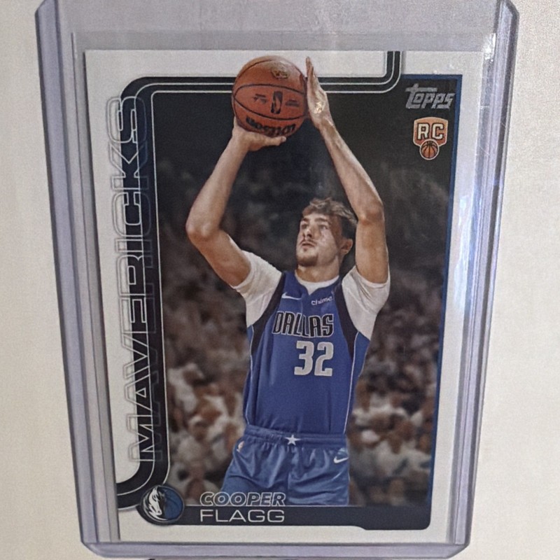 Topps 2025-26 Cooper Flagg RC Base Set Dallas Mavericks #201