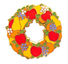 RARE Hallmark PIN Christmas Vintage DELLA ROBIA WREATH Cloisonne 1973 Brooch
