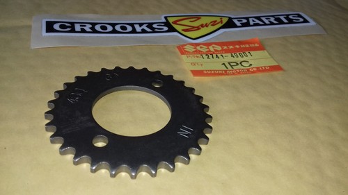 NOS 12741-49001 GS1000 Genuine Suzuki Intake Camshaft 30T Sprocket - Picture 8 of 10