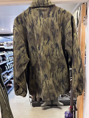 KARPFEN ANGELBEKLEIDUNG - ESP DRENCH WEAR, CAMO REISSVERSCHLUSS FLEECE - GRÖSSE MEDIUM - Bild 3 von 9