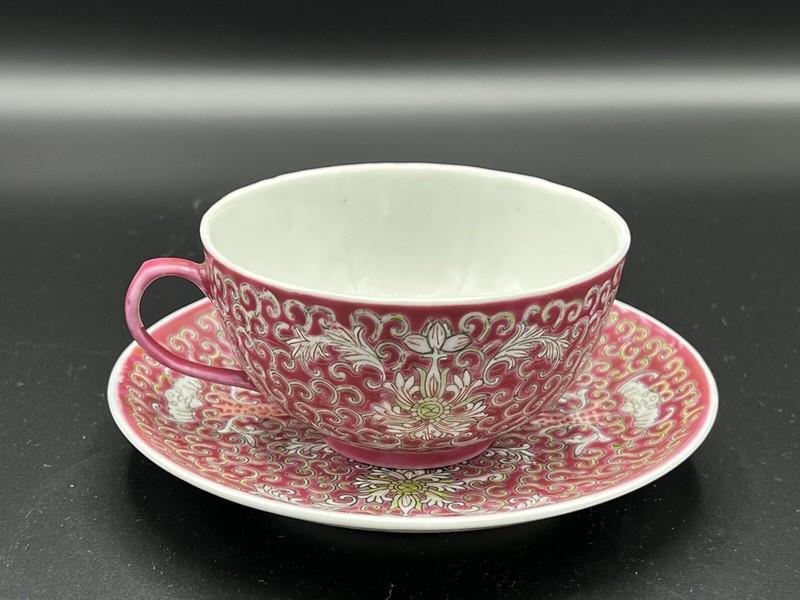Early 20th C. Chinese Famille Rose Porcelain Tea Cup And Saucer