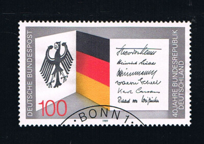 DEUTSCHLAND 1 BRIEFMARKE JUBILÄUM DER BUNDESREPUBLIK. DEUTSCH 1989 (BI4893)