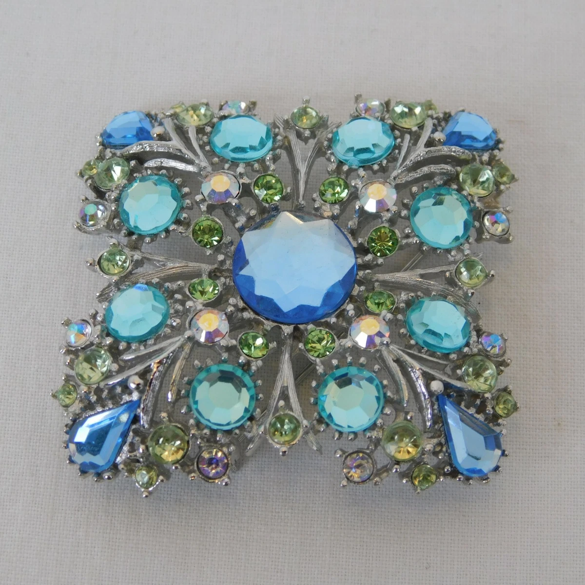Square brooch online