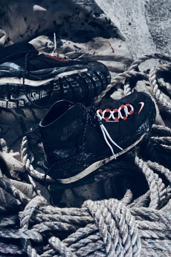 sacai × Nike Magmascape Black FN0563-001 Men's Sneakers Authentic New - Picture 2 of 9