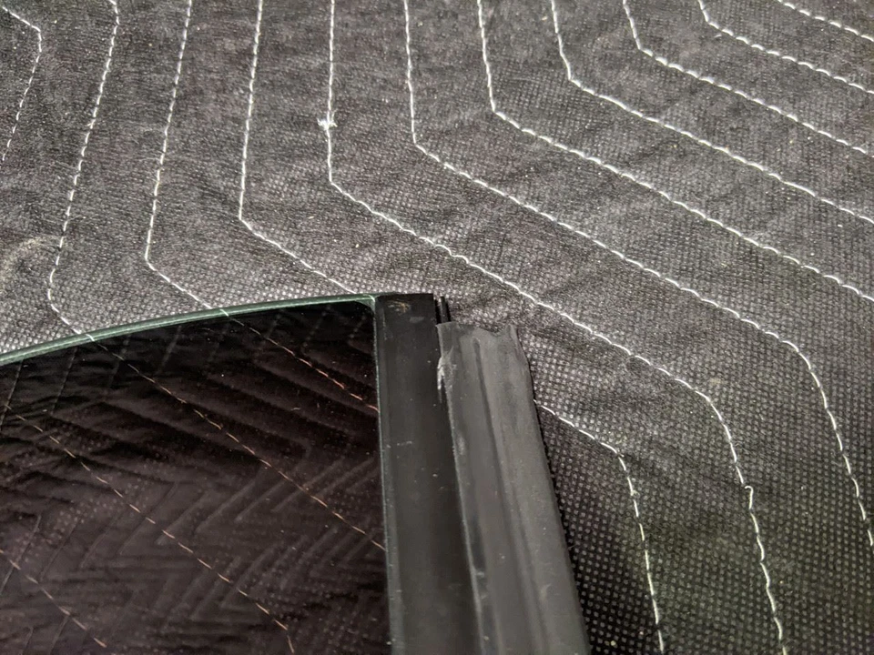 Ventana trasera derecha pasajero bmw e46 serie 3 convertible m3 51368209424 Foto 4 de 4