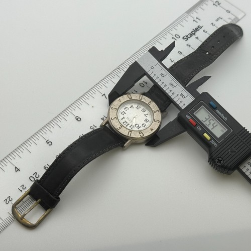 Vintage GUESS Quartz Watch Unisex Silver Leather Japan Movt Analog New Battery - Picture 6 of 6