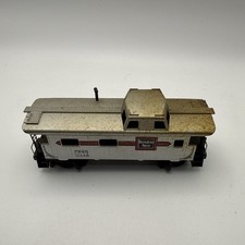 Burlington Route HO Caboose CB Q 12568 Silver Red Black Plastic Painted Model