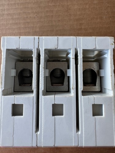 Siemens NGB3B125 Bolt-on Circuit Breaker 3P 125A 240/480Y/277V Tested - Picture 3 of 4