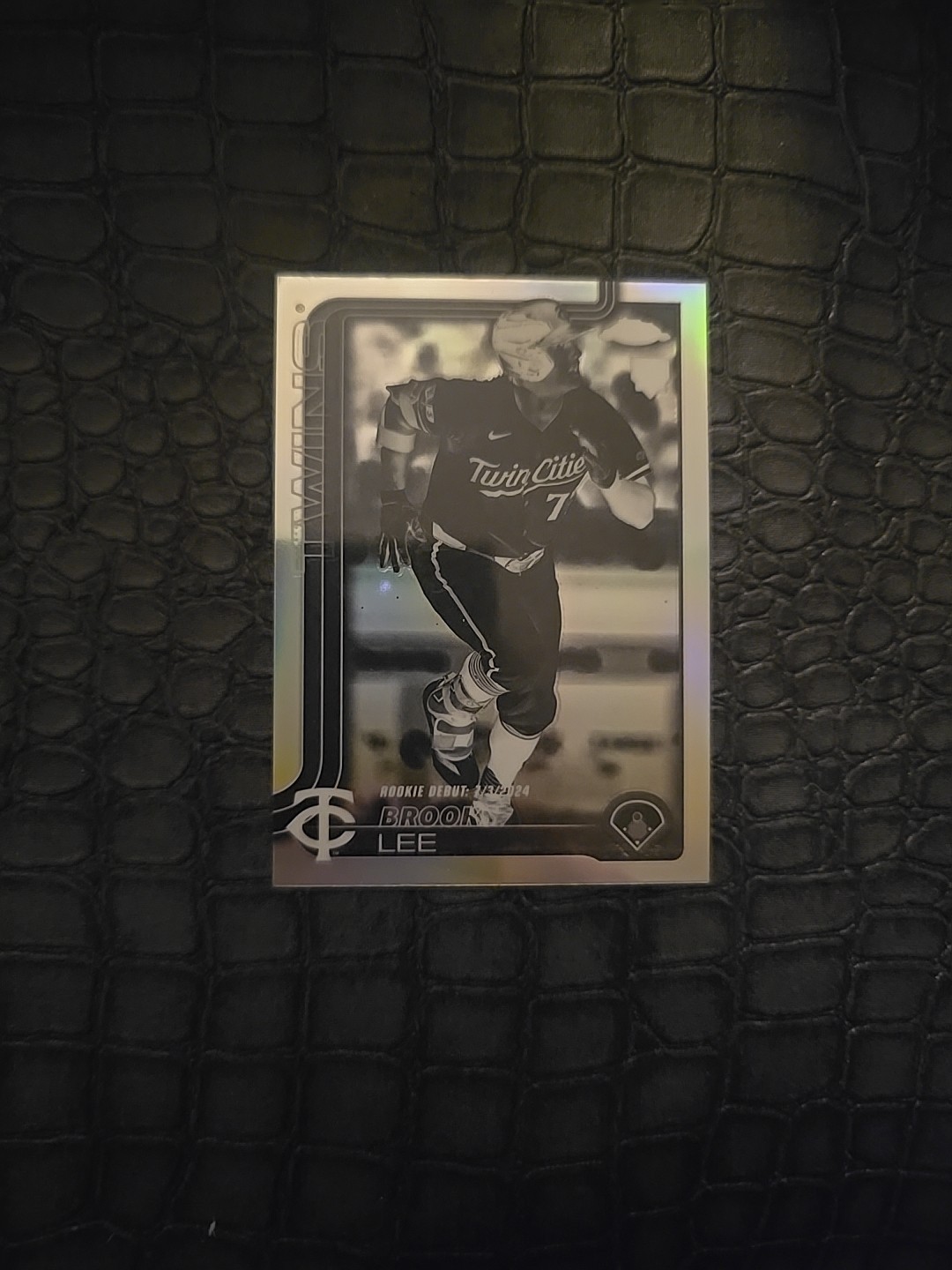 2025 Topps Chrome - Brooks Lee #234 Negative Refractor (RC)