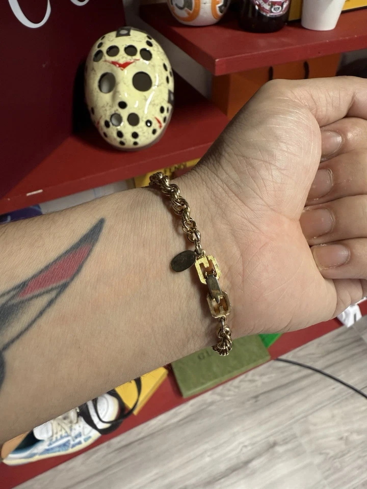 Pulsera Givenchy Cuerda Oro Usada Talla 7.5’ pulgadas Foto 4 de 4