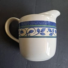 Pfaltzgraff ORLEANS Creamer Or Gravy Boat Spout Handle Small Pitcher Blue Floral