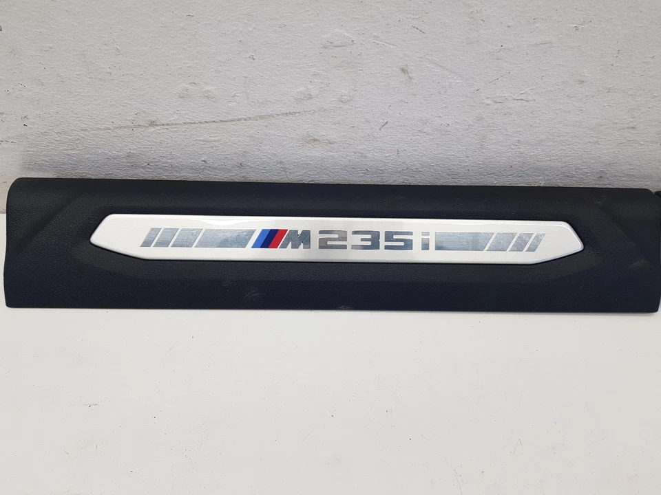BMW M235i F44 2024 par de molduras de umbral de puerta delantera OEM 7489947 Foto 2 de 4