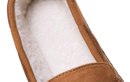 New England Patriots NFL Men's Brown Slip-on Logo Moccasin Slippers: S-XL - Picture 4 of 7