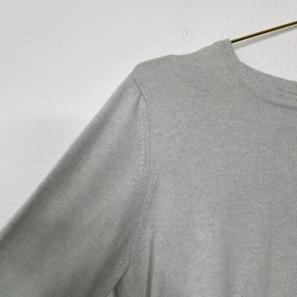 Suéter Barneys NY 100 % Cachemira Mediano Botón Espalda Y2K Verde Espuma de Mar Claro Foto 3 de 4