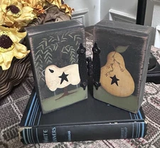 Shelf Sitter Joined Hand painted Blocks Design Country Farmhouse SALE