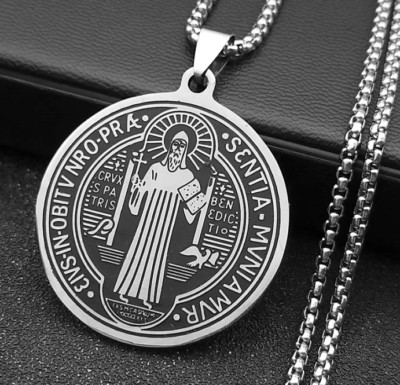 Medalla  San Benito Saint St. Benedict Medallion Metal Pendant Chain Necklace
