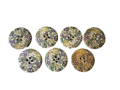 7 x große Knöpfe aus Massivholz. 4 Loch Floral Blumen 3cm Durchmesser. Gratis Versand. Neu