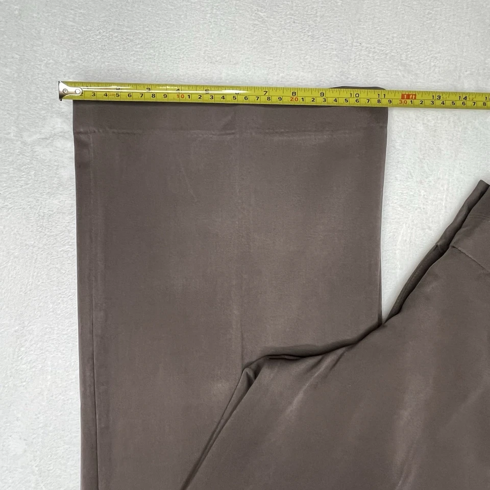 Calça editora feminina Express tamanho 10R mistura de poliéster acastanhado perna reta - Imagem 2 de 4