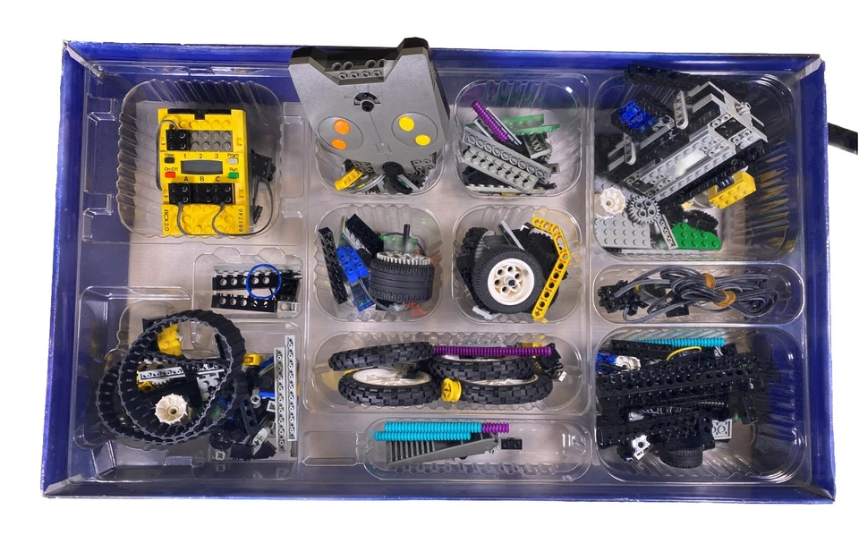 VTG LEGO 2.0 Mindstorms Robotics Invention System May Be Incomplete - Image 2 of 4