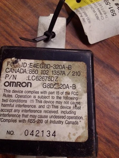 Chassis ECM Theft-locking Keyless Entry Fits 00-01 MAZDA MPV 197824 - Image 2 of 4